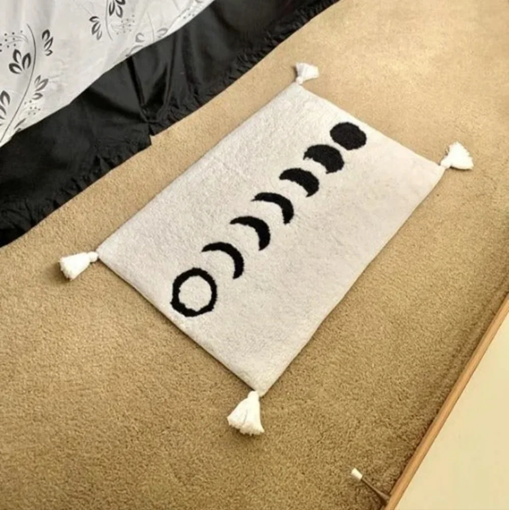 Vienna Lunar Phases of the Moon Accent Rug in White/Black Wild Sage BNWT SO